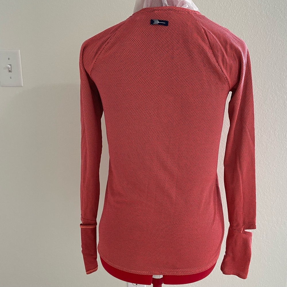 Oiselle long sleeved running shirt orange - Picture 3 of 6
